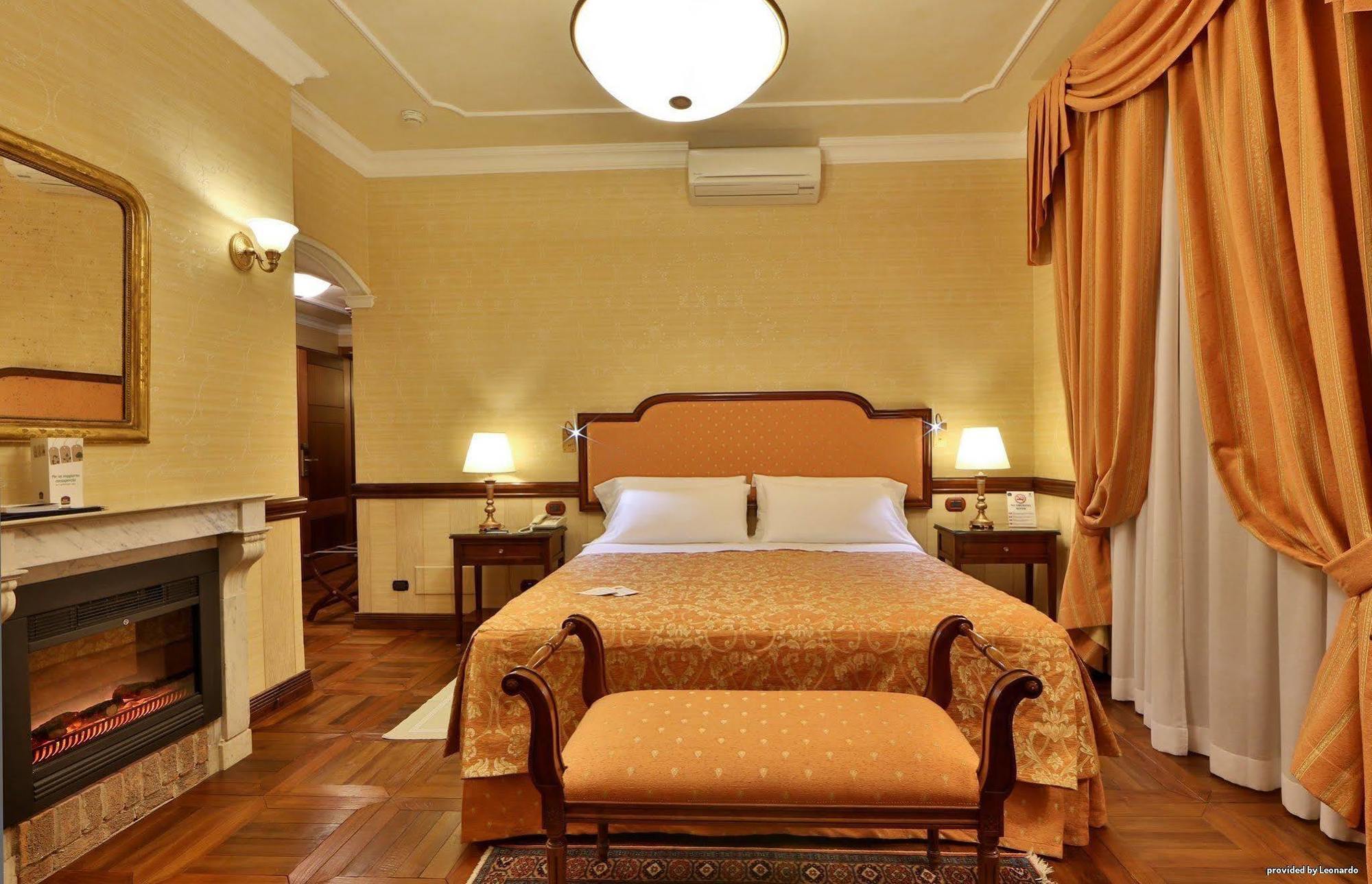 Phi Hotel Principe Кунео Екстериор снимка