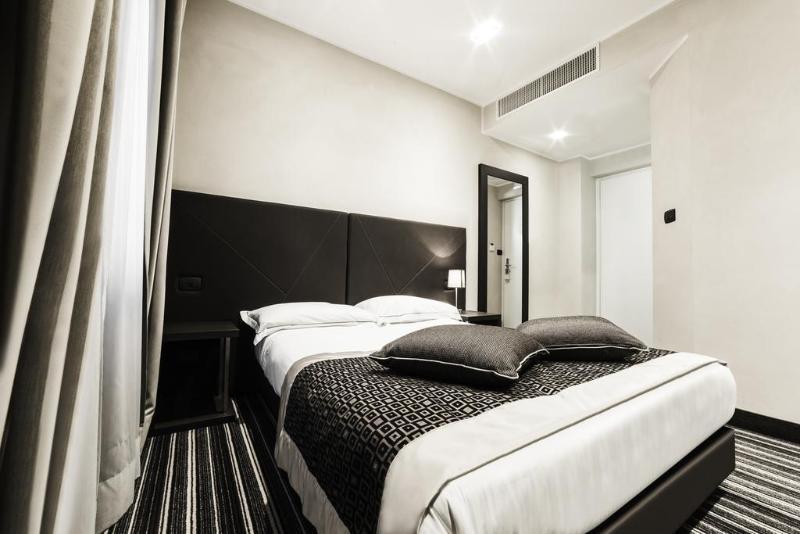 Phi Hotel Principe Кунео Екстериор снимка